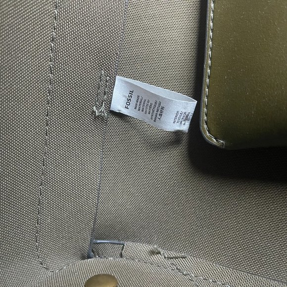 Fossil Kier Cactus Leather Tote Green *Small Scratch* - Picture 7 of 9